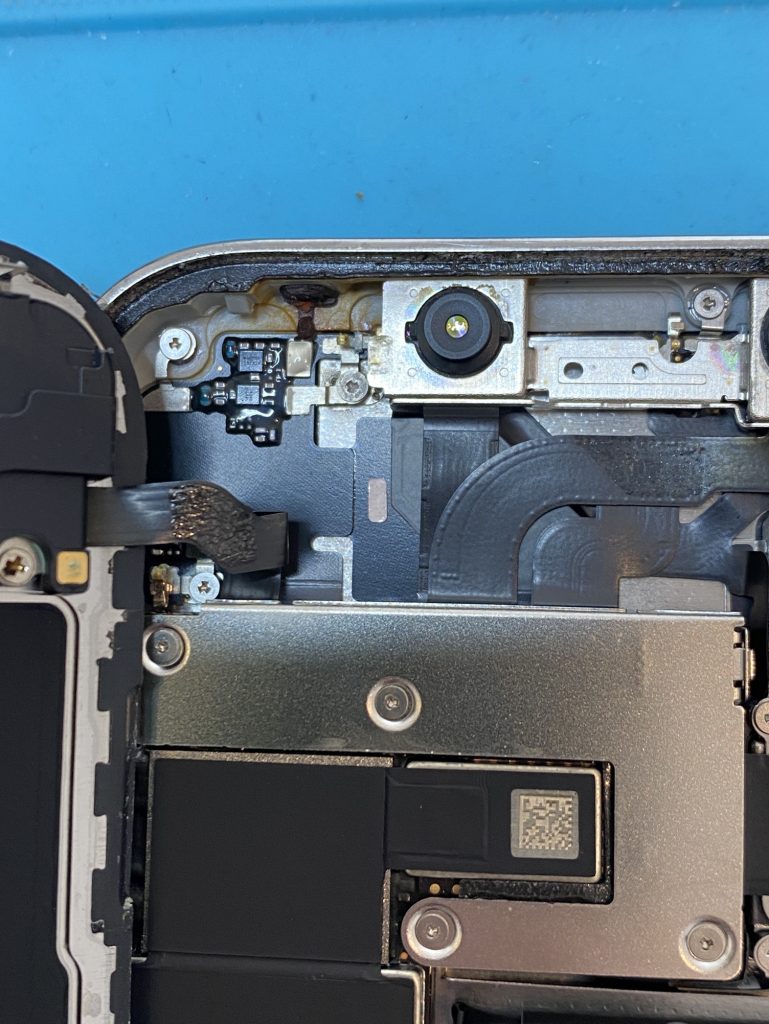 iPhone water damaged