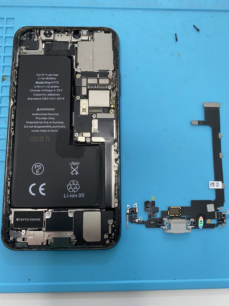 iPhone 11 Pro Max Charging Port Replacement